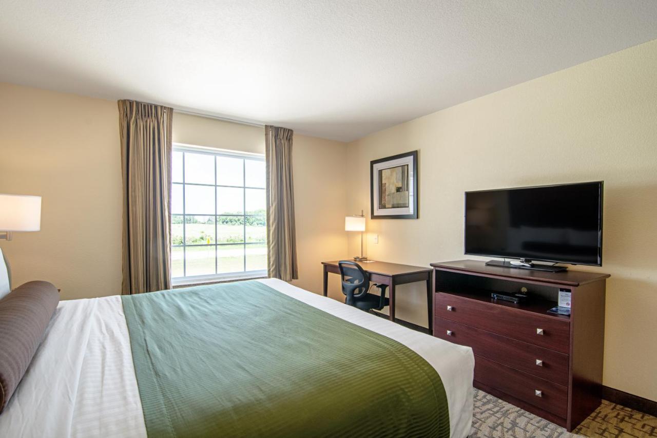 Cobblestone Hotel & Suites - Paxton Экстерьер фото
